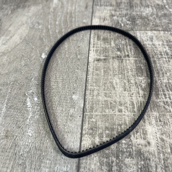 VINTAGE Singer Model 6267 Sewing Machine Replacement Motor Belt - Picture 3 of 3